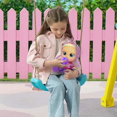 Cry Babies Kiss Me Stella 12" Baby Doll - Image 4