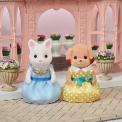 Calico Critters Town Series Dress Up Set, Blue And Yellow Fashion Doll Accessories