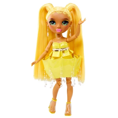 Rainbow High Fantastic Fashion Sunny Madison 11" Fashion Doll W/ Playset - Image 2